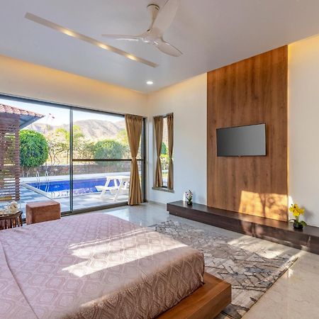 Stayvista'S Bella Dream - Mountain-View With Outdoor Pool, Lawn Featuring A Gazebo & Indoor Games Udaipur Luaran gambar
