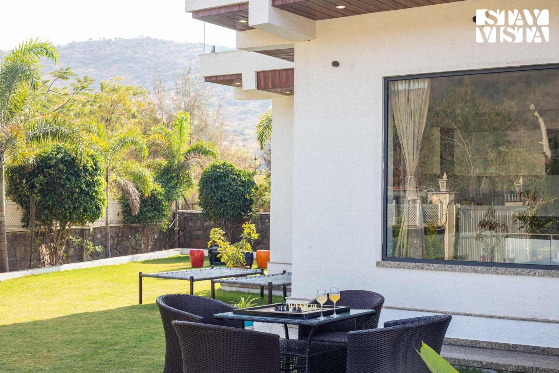 Stayvista'S Bella Dream - Mountain-View With Outdoor Pool, Lawn Featuring A Gazebo & Indoor Games Udaipur Luaran gambar
